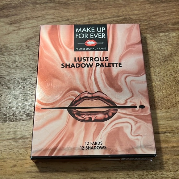 ✨MAKE UP FOREVER - LIMITED EDITION - LUSTROUS EYESHADOW PALETTE✨ - Picture 8 of 8